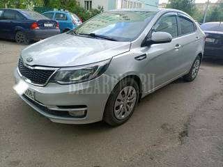  Kia Rio  